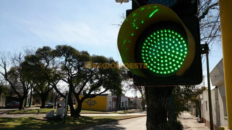 Luces Led en Avenida Suipacha