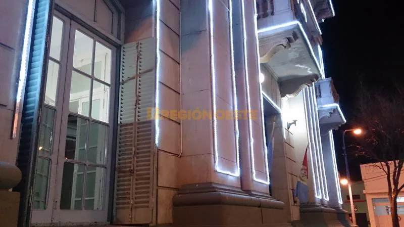 Nuevas luces LEDs de la Jefatura Policial de Rafaela Nuevas luces LEDs de la Jefatura Policial de Rafaela