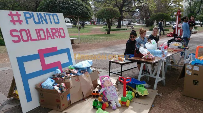 El Punto Solidario en la plaza 25 de Mayo de Rafaela