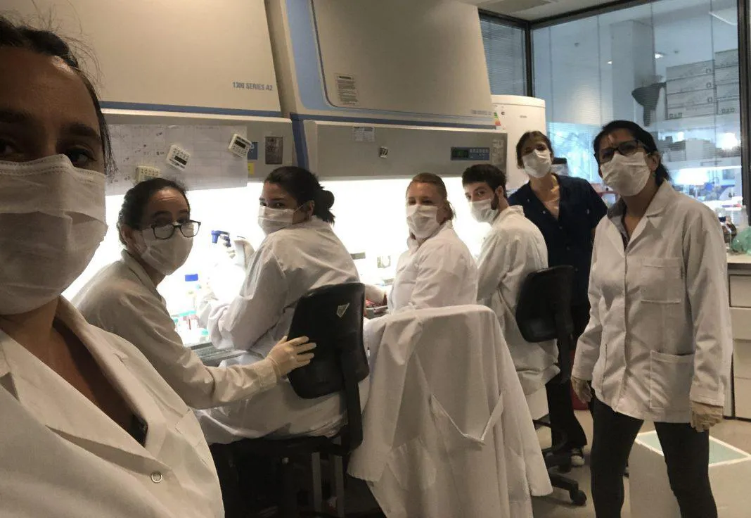 Equipo de científicos argentinos que hoy trabajan en el desarrollo de la vacuna contra el Covid-19