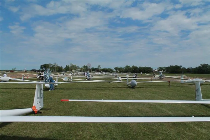 Campeonato Regional de Vuelo a Vela. Imagen cprafaela.com.ar