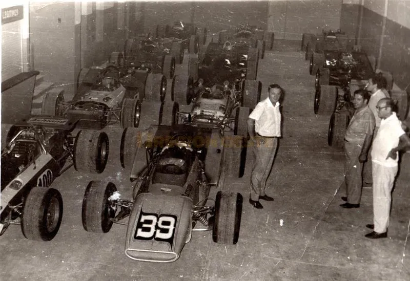 Galpón de coches de las 300 Indy en Rafaela Galpón de coches de las 300 Indy en Rafaela