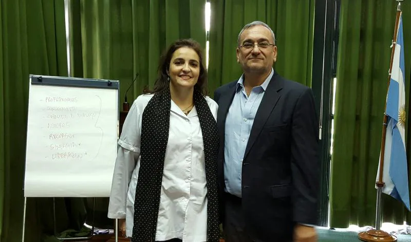 Calvo con escuelas 2 Calvo con escuelas 2