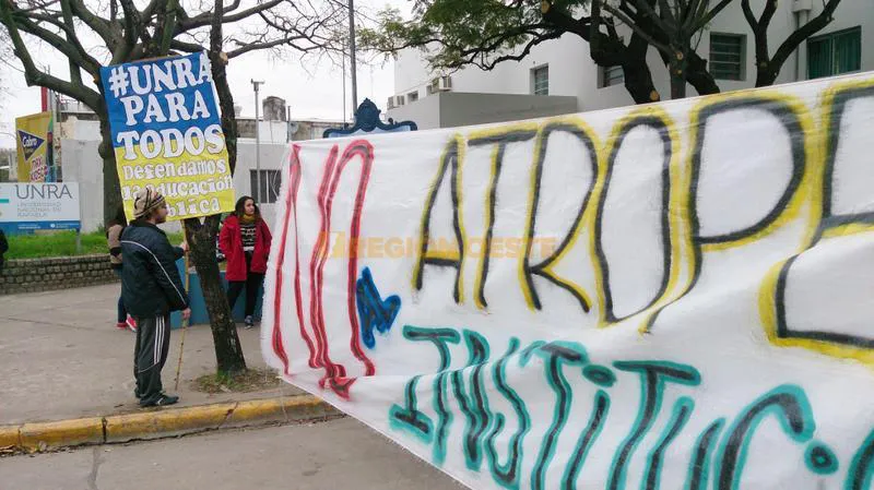 Protesta en la UNRA por la designación de un nuevo Rector