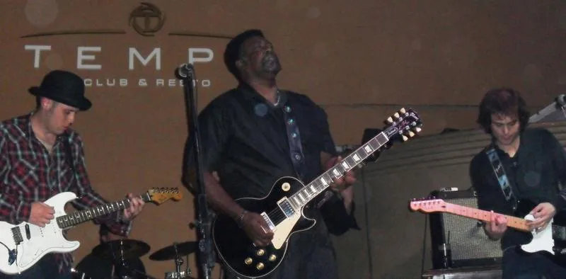 "Autopista 61" con J. C- Smith