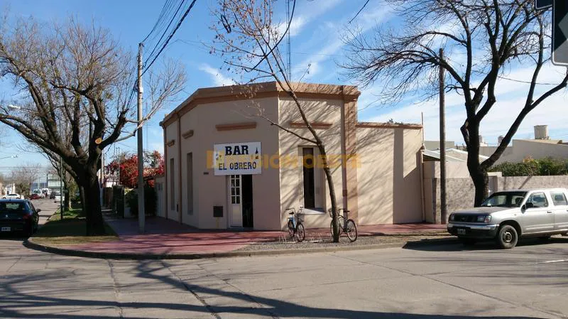 El Bar El Obrero es uno de los pocos lugares que aún quedan de este tipo 