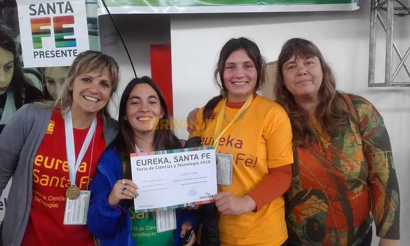 Alumnos de Colonia Raquel premiados a nivel nacional