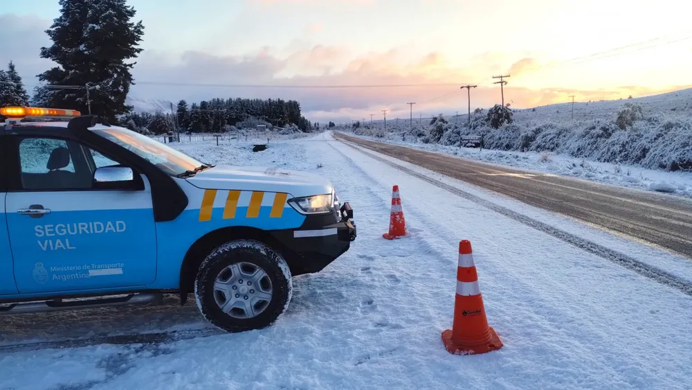 Nieve en los caminos
