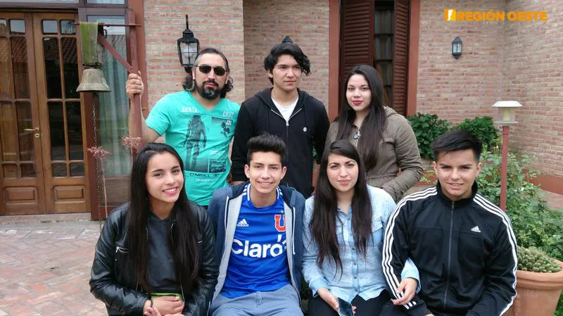 Jóvenes chilenos en la Posada 