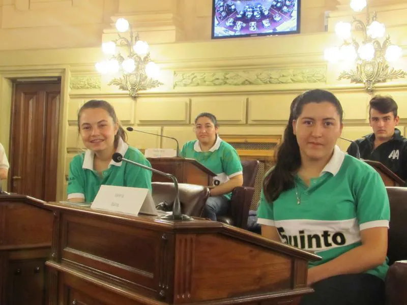 Jóvenes en el Senado