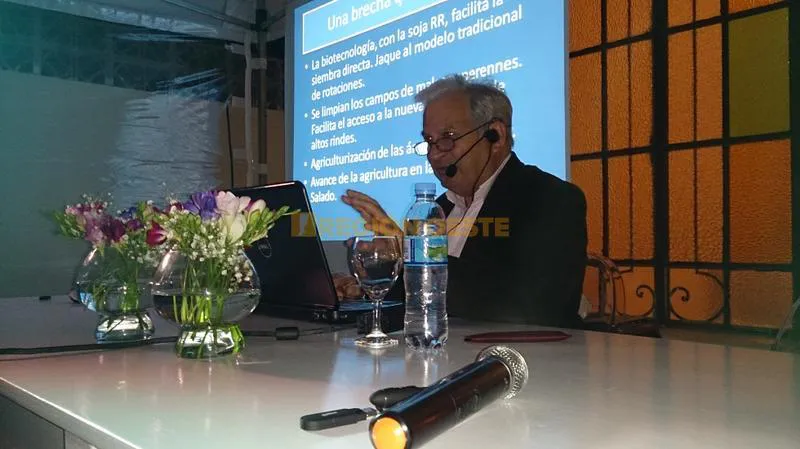 Charla de Hector Huergo la noche del jueves 15 de septiembe