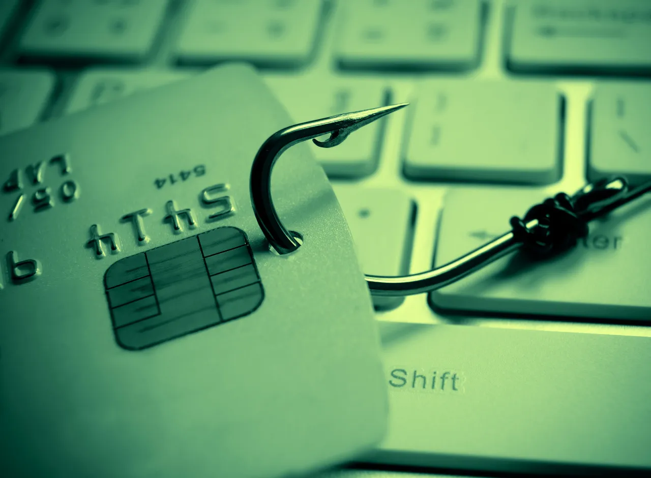 cuentas falsas en redes