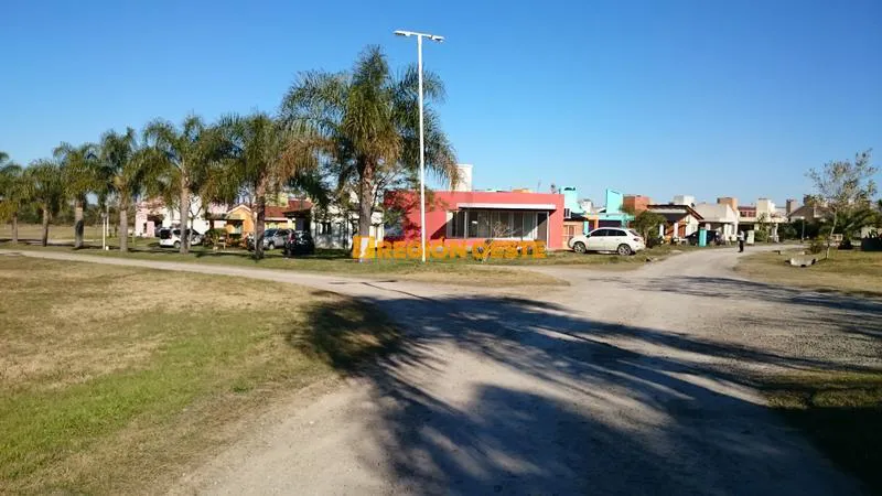 Parque y cabañas en Termas de María Grande
