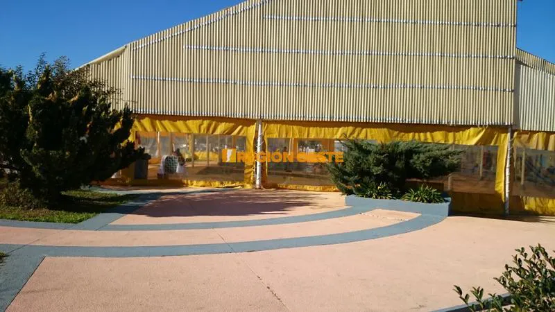 Piletas techadas en Termas de María Grande