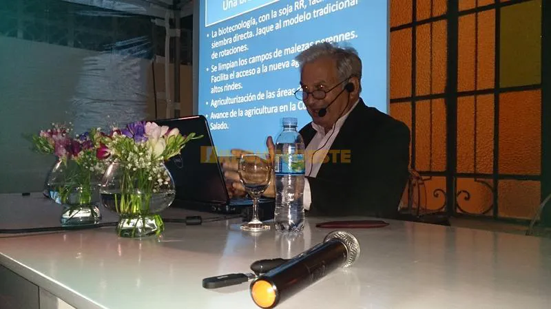 Charla de Hector Huergo la noche del jueves 15 de septiembe