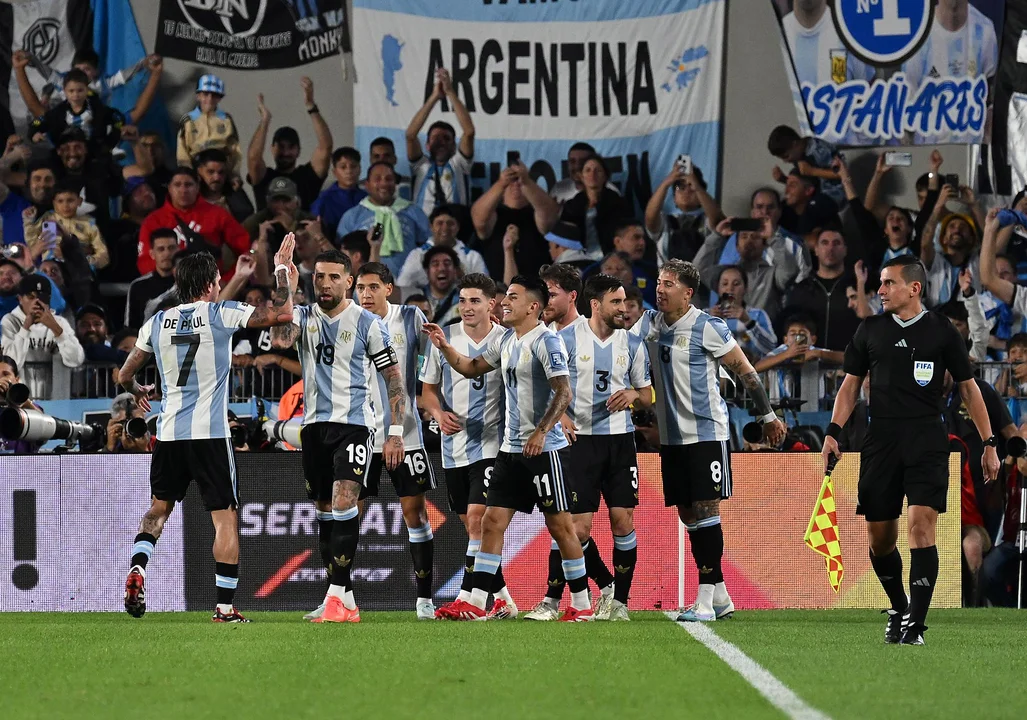 Gole de Argentina a Brasil