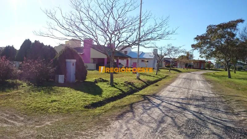 Parque y cabañas en Termas de María Grande